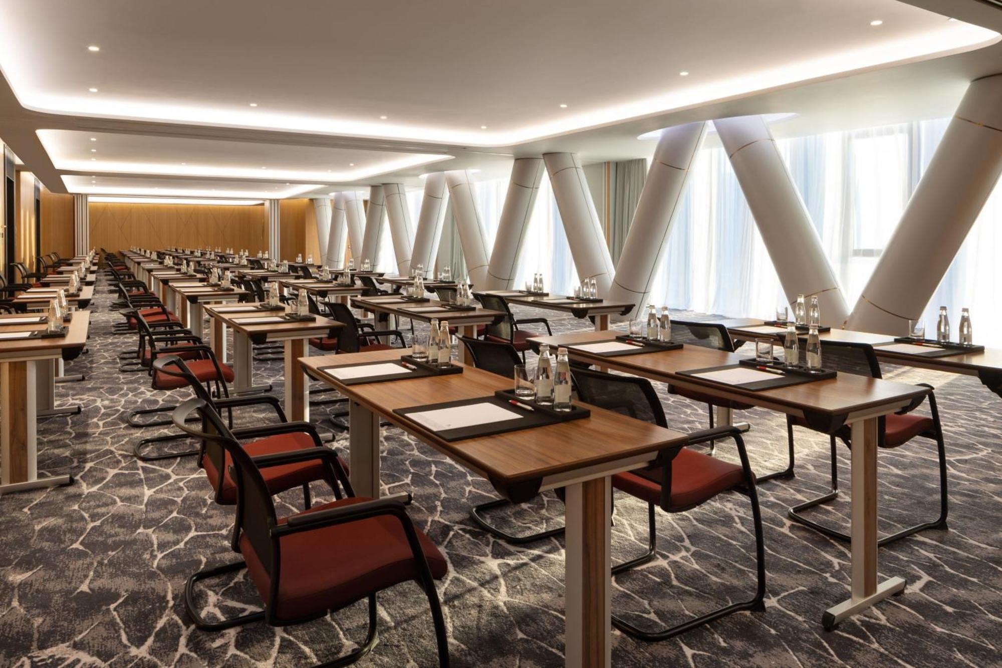 Tirana Marriott Hotel 外观 照片